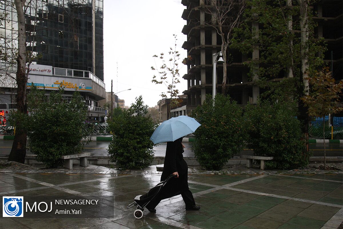 بارش باران پاییزی در تهران
