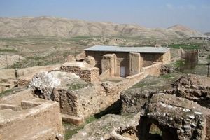 6 قلم اشیای تاریخی در ایوان  کشف شد