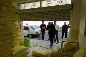 دپوی 280 تن آرد فاسد در یک انبار