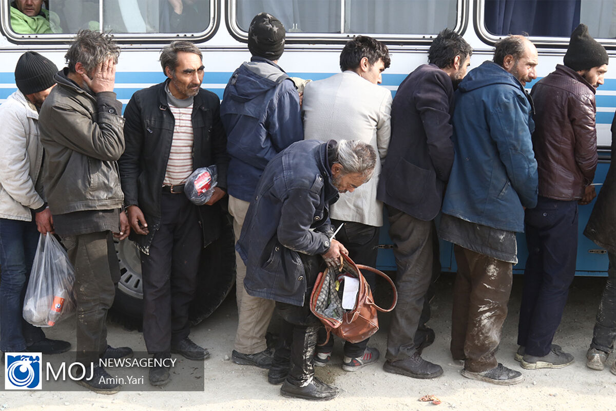 جمع آوری دوباره معتادان متجاهر از دره فرحزاد