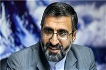 عکس یادگاری با زندانی سیاسی دهن کجی به نظام است