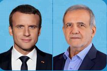 روئسای جمهور ایران و فرانسه با یکدیگر گفتگو کردند