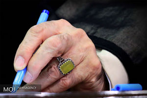  رهبر معظم انقلاب رئیس دفتر عقیدتی فرماندهی کل قوا را منصوب کردند