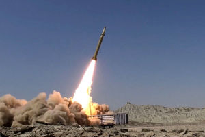 موشک‌های ایرانی بر فراز آسمان قطر + فیلم