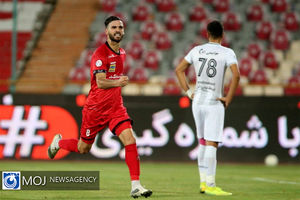 پخش زنده بازی پرسپولیس و تراکتور از شبکه سه سیما