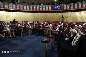 رئیس‌جمهور منتخب تحت تأثیر جریان‌های سیاسی قرار نگیرد