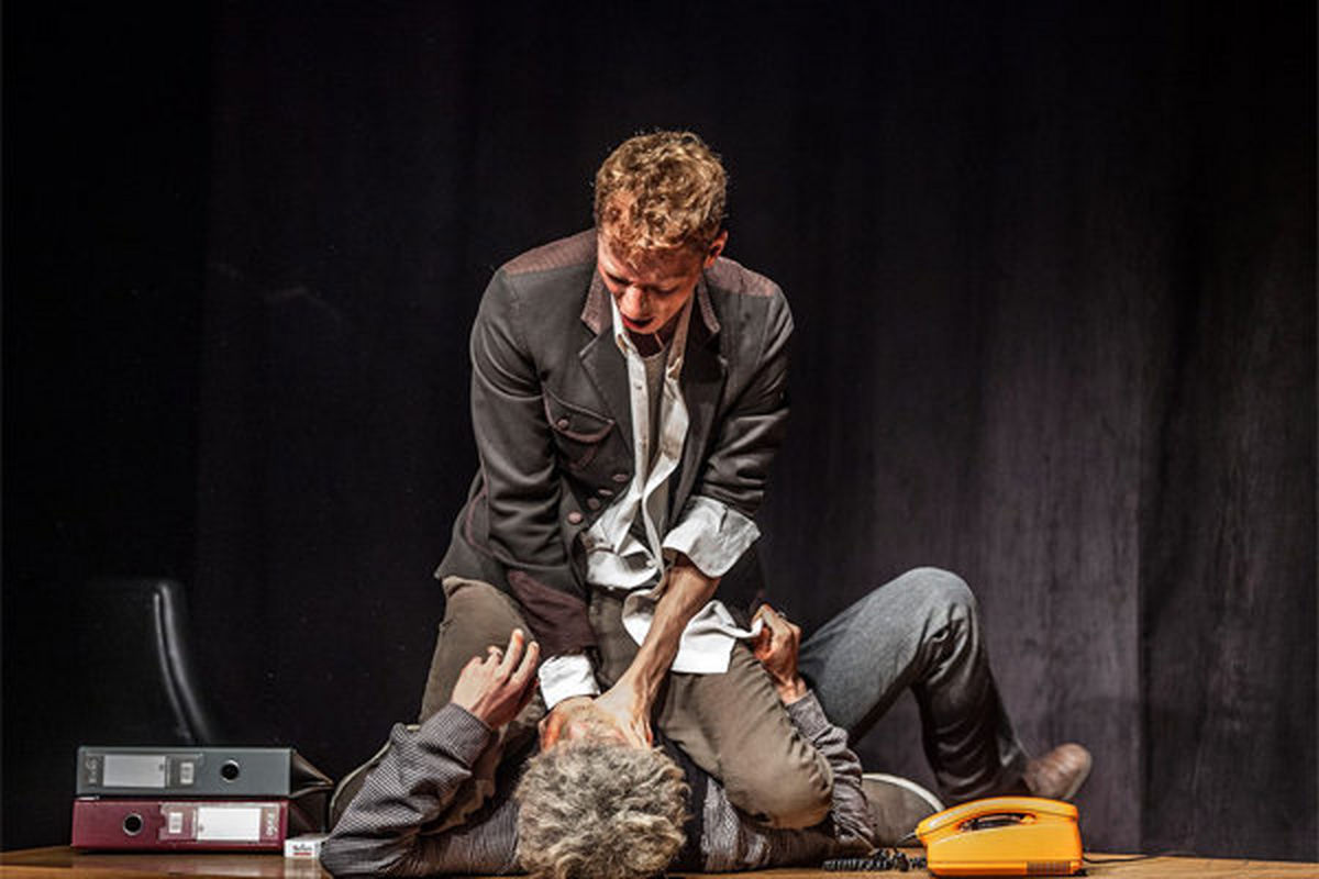 زندگی در تئاتر