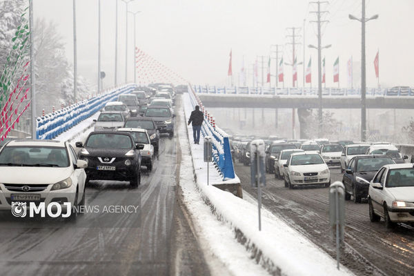 ترافیک سنگین در آزادراه‌های منتهی به تهران