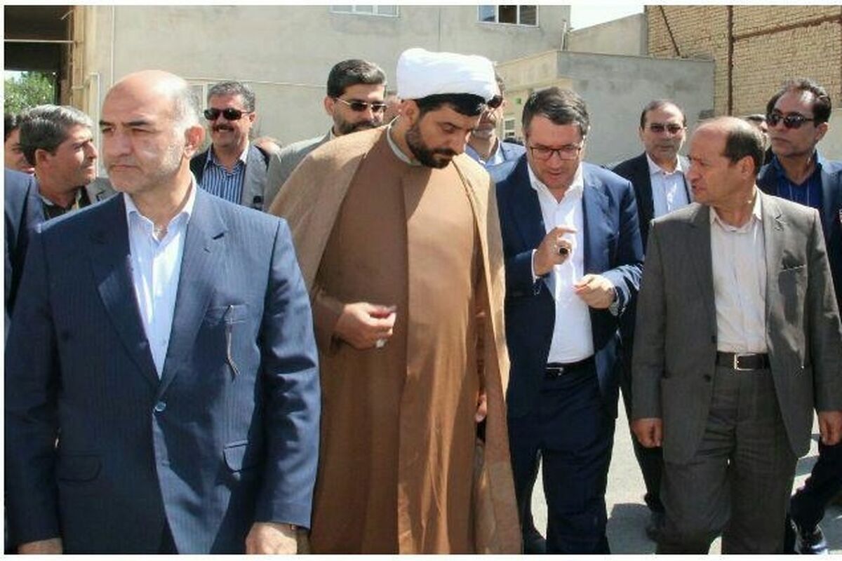 وزیر صمت در ملایر