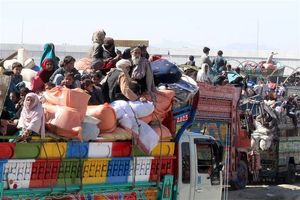 بیش از ۲۲۰ هزار پناهجو به افغانستان بازگشتند