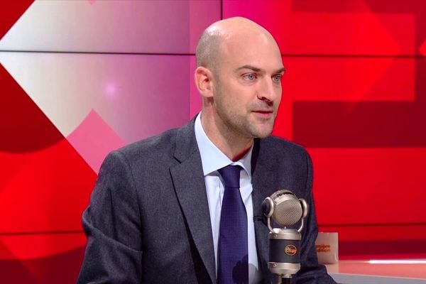 در حال حاضر اروپا فقط حامی مالی اوکراین است