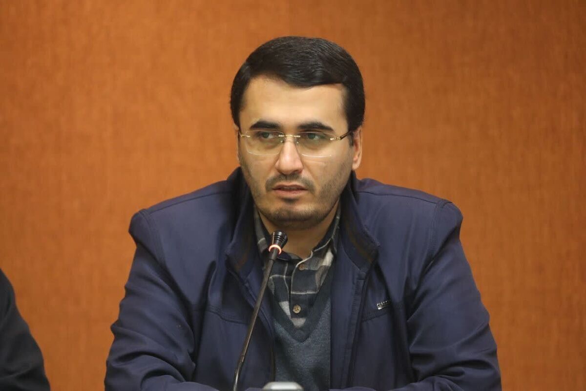 متفکر آزاد 