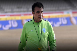 علت غیبت مربی استقلال در ابوظبی چه بود؟