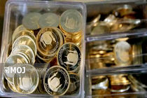 جدیدترین قیمت طلا و سکه در بازار امروز؛ نوسانات ۵ شهریور ۱۴۰۴