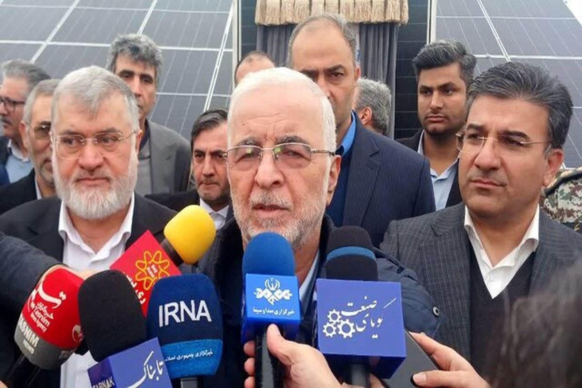 اسکندر مومنی وزیر کشور