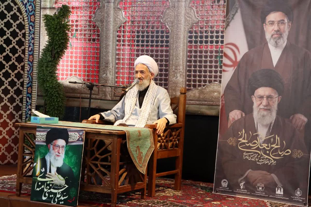 مراسم بزرگداشت رهبر در آمل