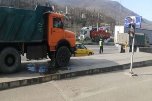 شناسایی بیش از ۱۱ هزار تخلف اضافه تناژ در جاده های مازندران