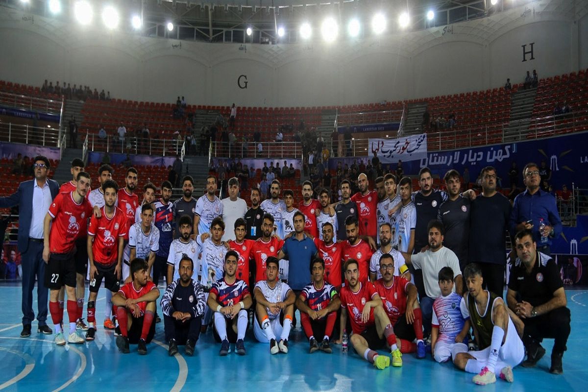 مسابقات فوتسال جام رمضان لارستان 
