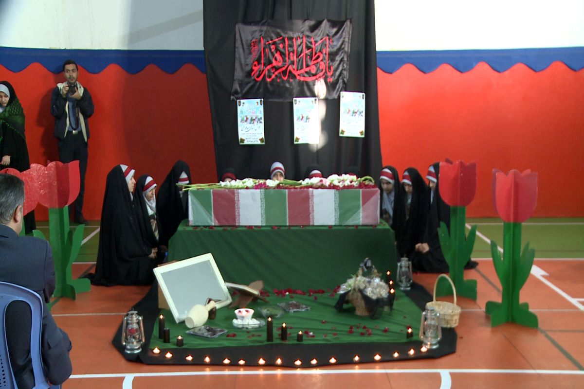 مدرسه شاهد رشت