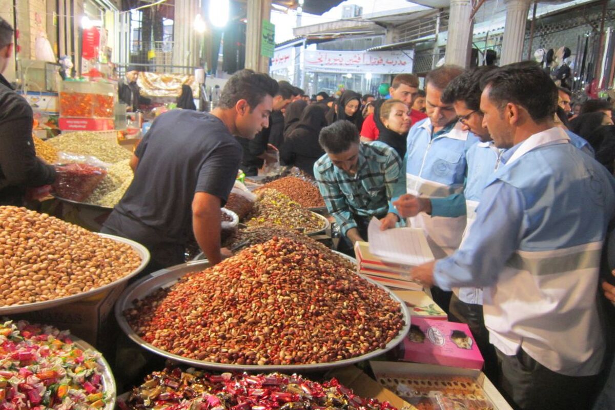 اصفهان- نظارت بهداشتن بر موادغذایی