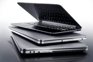 کشف محموله میلیاردی لپ تاپ قاچاق در نجف آباد