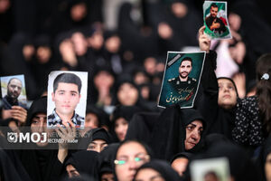 گرامیداشت شهدای فراجا در جنگ تحمیلی ۱۲ روزه در کیش 