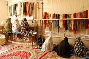 بیمه قالیبافان روی میز نمایندگان مجلس خاک می خورد