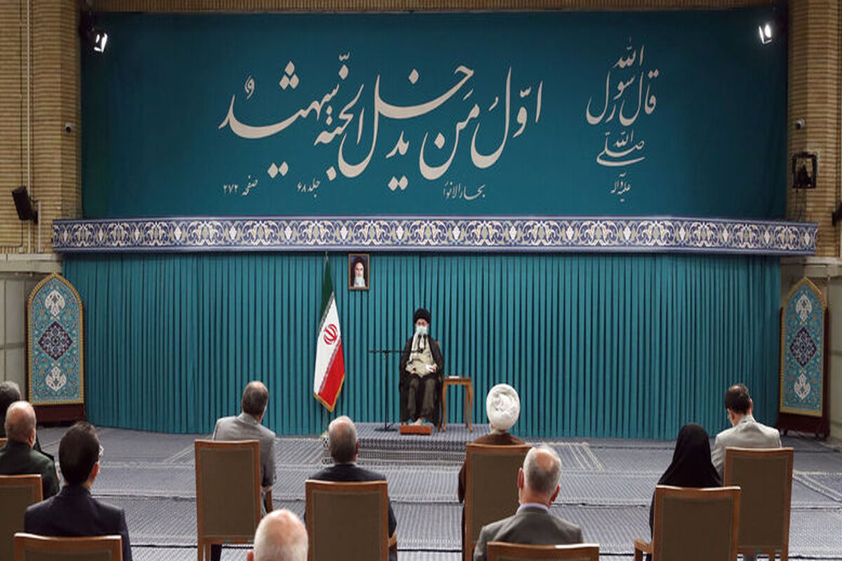 رهبر انقلاب