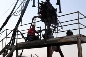 اجرای ۸۰۰ عملیات فنی و مهندسی و ترمیمی بر روی چاه‌های نفت آغاجاری صورت گرفت 