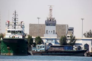 تخلیه و بارگیری بیش از 700هزار تن کالا در بنادر بندرلنگه