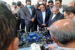وزیر آموزش و پرورش بر گسترش هنرستان‌ها و مهارت‌آموزی در کشور تاکید کرد