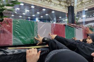 مراسم وداع با شهید مدافع حرم محمدرضا یعقوبی در گلزار شهدای رشت+تصاویر