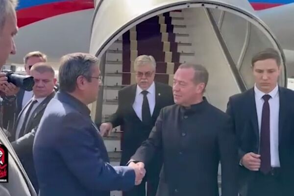 نایب رئیس شورای امنیت فدراسیون روسیه وارد تهران شد