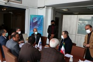 مدیر عامل بیمه ایران با بیمه گذاران و زیان دیدگان شعبه بعثت دیدار کرد