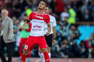 علیپور گلزنترین بازیکن تاریخ پرسپولیس در لیگ سراسری شد