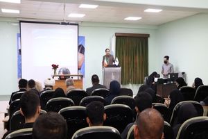 امروز باید دانشجو بیش از پیش آگاه و با بصیرت باشد 