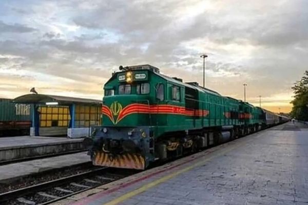 پیش‌فروش بلیت قطارهای مسافری شروع شد