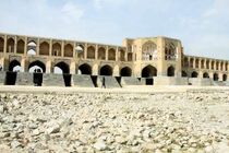 پل خواجو یکی از حزن‌انگیزترین پل‌های جهان شده است