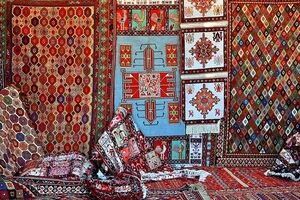 گلیم عنبران شهرت جهانی یافته است