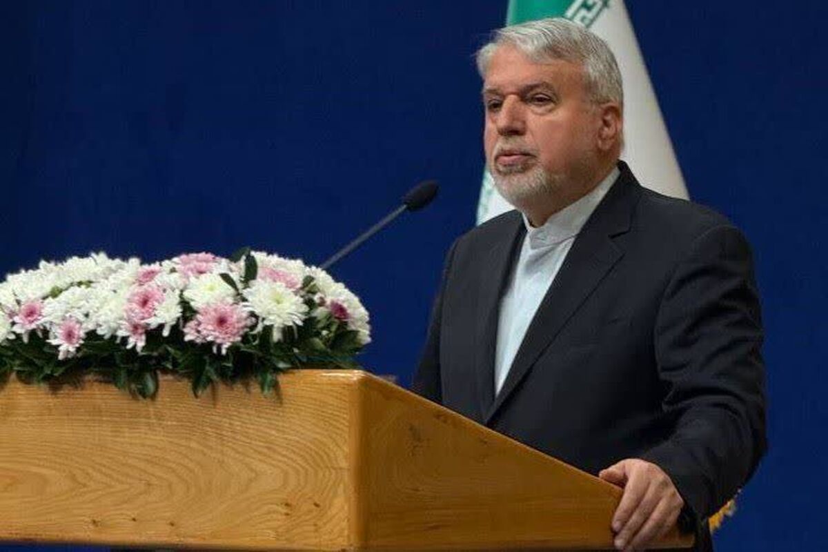 وزیر میراث فرهنگی و گردشگری
