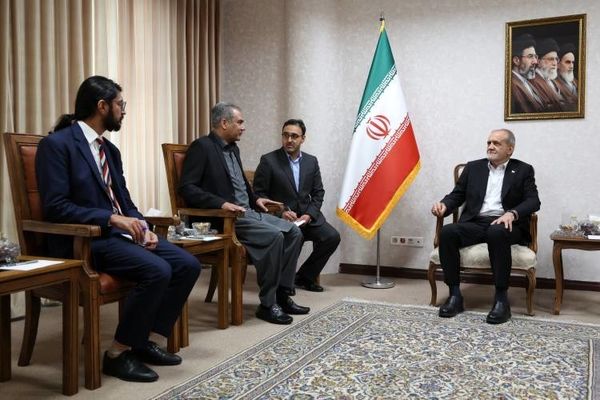 رئیس‌جمهور از مواضع و همکاری‌های دولت پاکستان قدردانی کرد