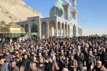 برگزاری راهپیمایی جاماندگان اربعین در خمینی‌شهر / راه‌اندازی 100 موکب پذیرایی