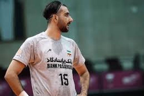 ملی‌پوش والیبال ایران  ۴۰۰ میلیون تومان جریمه شد