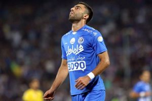 رضایی: صبای قم برای یک بازی تدافعی آمده بود/ چمن زمین از بیرون قشنگ است