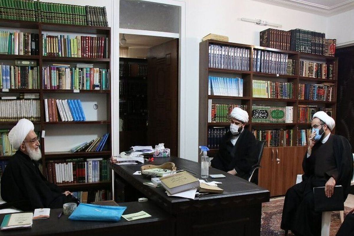 آیت الله حسین نوری همدانی