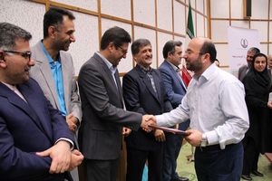 از 95 کارمند نمونه دانشگاه علوم پزشکی گیلان تجلیل شد