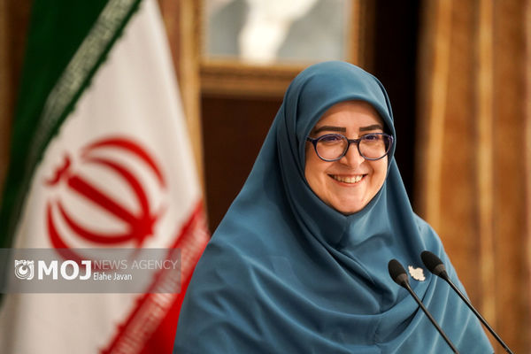 جمعی از اعضای انجمن اسلامی دانشجویان دانشگاه شاهد با سخنگوی دولت دیدار کردند