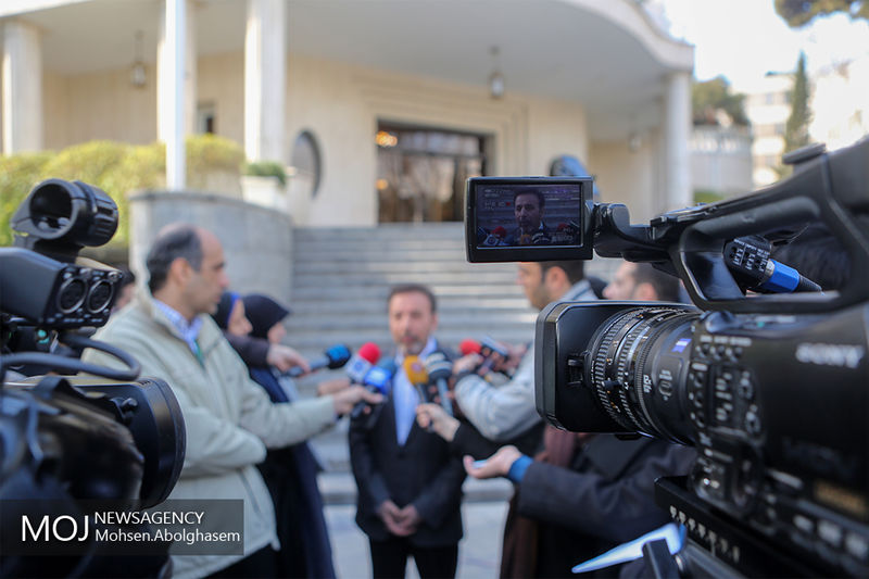 تاکنون هیچ استعفایی از وزیر ارشاد دریافت نکردهایم