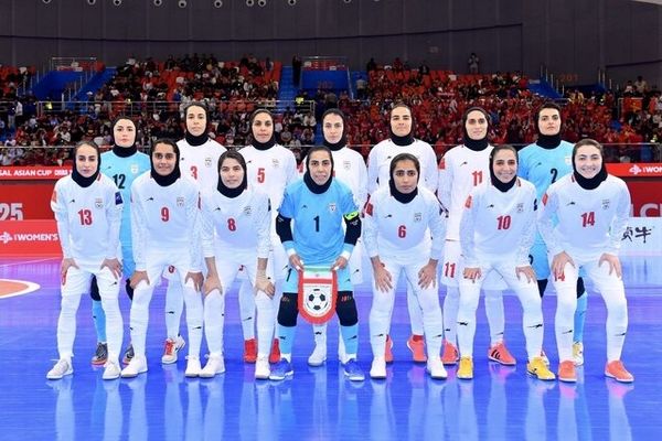 تیم ملی فوتسال زنان ایران با نتیجه ۶–۱ نیوزیلند را در مانیل شکست داد