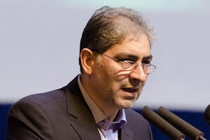 فرماندار باید بداند نماینده کدام دولت است